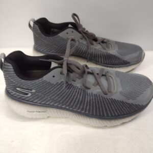 Tenis Skechers Masculino n. 41 Max Road 4